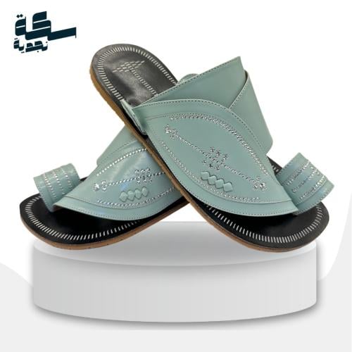 حذاء شرقي مطرز واطى تركواز