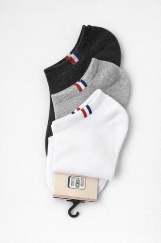 3 جوارب رجالية قصيرة