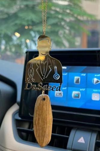 تعليقة سيارة بالاسم حسب الطلب