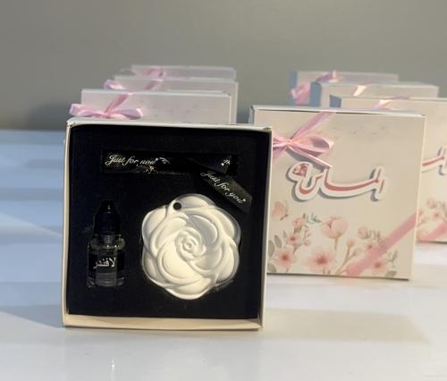 Aromatic stone with an elegant design