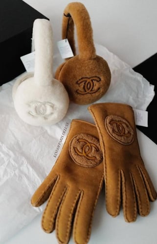 2024 أغطية أذن شانيل كوكو نيج أبيض