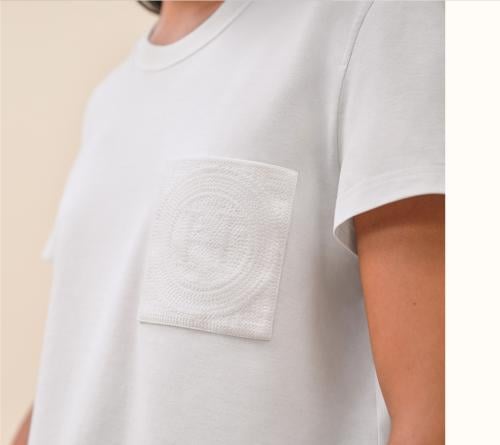 تيشيرت إيرميس أبيض قطني مطرز فاخر