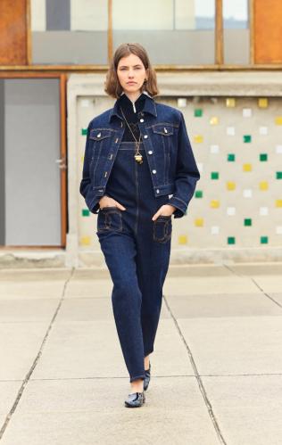 2025 جامبسوت شانيل كروز دينم أزرق داكن