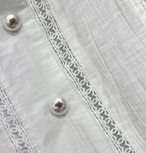 2025 قميص شانيل رسمي قصير أبيض مطرز