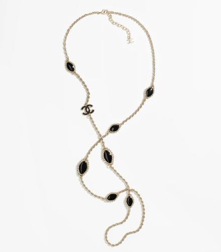 2024 قلادة شانيل طويلة ذهبي أسود