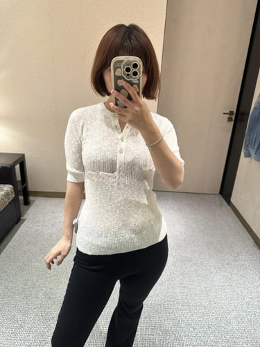 2025 قميص شانيل كوكو بيتش خفيف بأكمام قصيرة و أزرا...