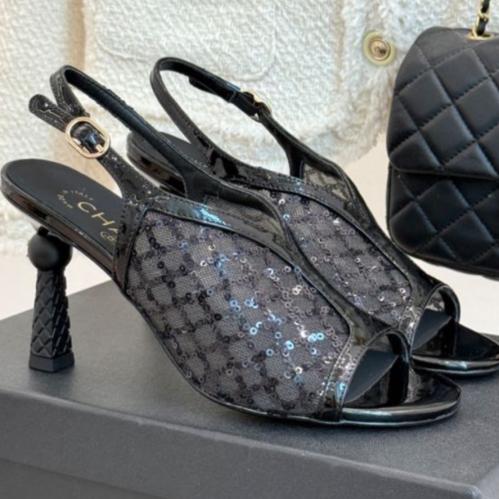 2025 حذاء شانيل كعب كعب أسود شفاف ترتر لامع