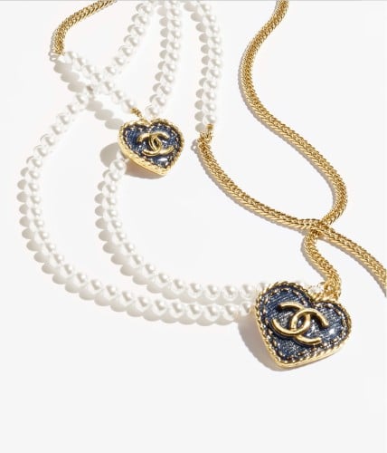 2023 حزام خصر سلسال لؤلؤ طويل بلوقو شانيل أسود