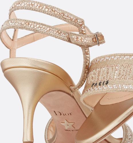 حذاء ديور صندل بيج ذهبي بكعب