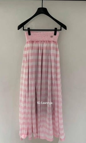 2024 تنورة شانيل كلوش وردي فاتح