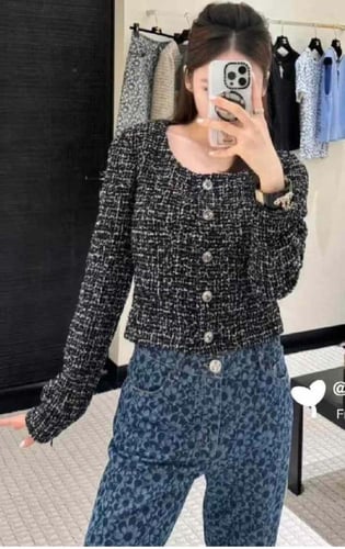 2024 سترة شانيل جاكيت تويد أسود