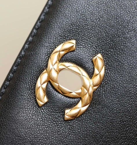 2024 حقيبة تسوق شانيل جلد أسود