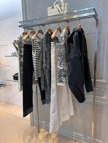 2025 سترة ديور جاكيت ديوريفيرا بطبعات