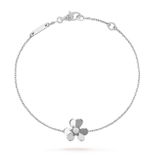 اسوارة فان كليف فريفول فضي أبيض بفص ميني