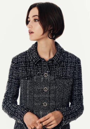 2024 أقراط شانيل كبس بدلاية على شكل حلقه