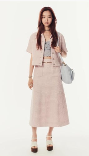 2024 سترة شانيل تويد وردي