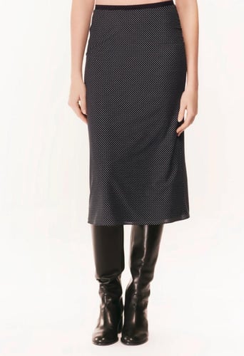 2024 تنورة شانيل جيرسي أسود بطبعات cc