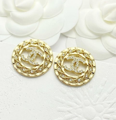 2025 أقراط شانيل حلق ذهبي كريستالي