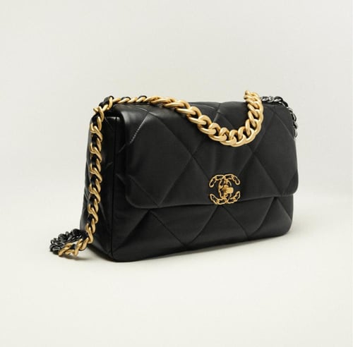 2024 حقيبة CHANEL 19 شانيل صغيرة جلد أسود