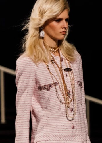 2024 اقراط شانيل بدلاية راتنج معدن ستراس