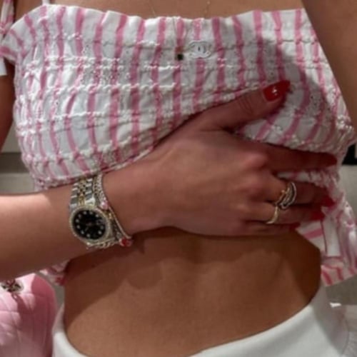 2024 قميص شانيل قطن أبيض، زهري فاتح