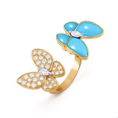 خاتم فان كليف تو باترفلاي بين الأصابع ذهبي تركوازي
