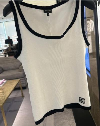 2025 قميص شانيل توب بلا اكمام