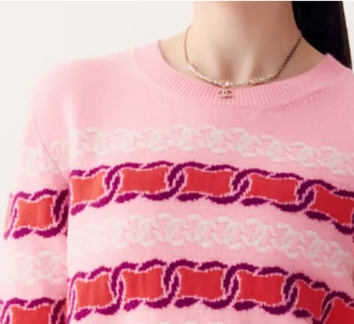 2024 قلادة شانيل بسلسال ذهبي مطعم بلؤلؤة كبيرة ورد...