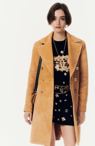 2024 كنزة شانيل كاشمير اسود