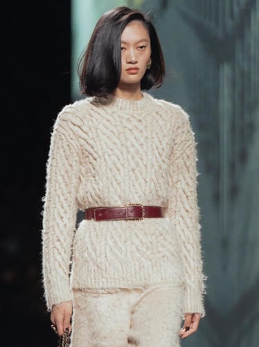 2024 حزام شانيل عريض جلد عنابي برغندي بني ذهبي