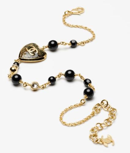 2025 قلادة شانيل شوكر ذهبي أسود