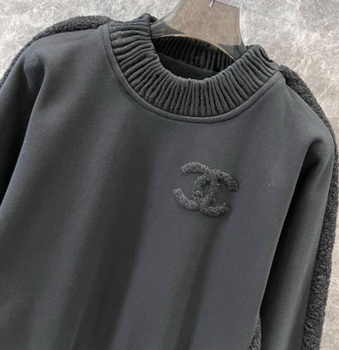 2024 كنزة شانيل صوفية بلوفر ثقيل أسود