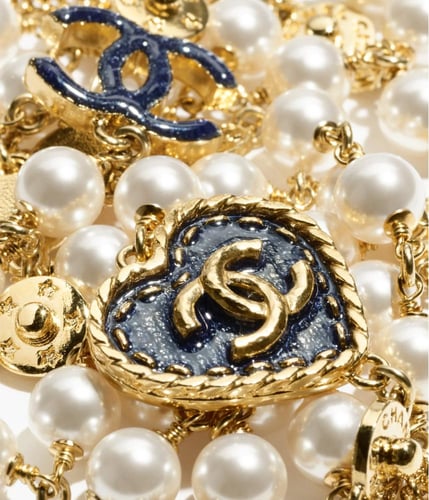 2024 قلادة شانيل سلسال طويلة معدن، لآلئ زجاجية