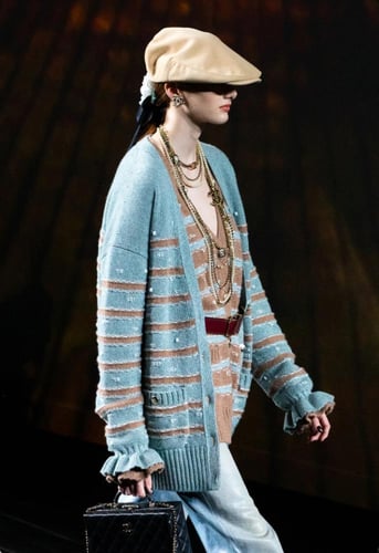 2024 حزام شانيل عريض جلد عنابي برغندي بني ذهبي