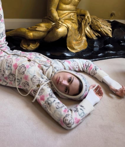 2024 بنطلون شانيل شتوي أبيض بنقشات