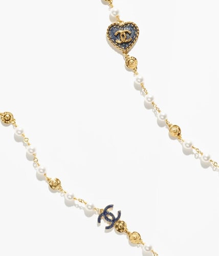 2024 قلادة شانيل سلسال طويلة معدن، لآلئ زجاجية