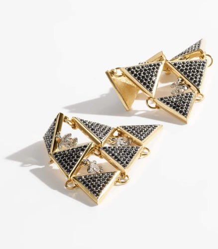 2024 أقراط شانيل كبس بدلاية ذهبي، فضي، أسود، كريست...