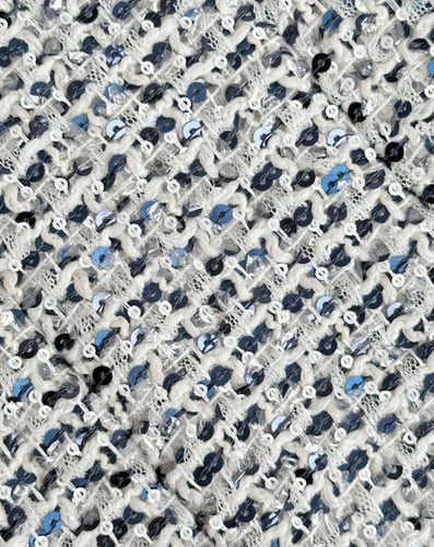 2025 قميص شانيل قليتر براق فضي بلا أكمام