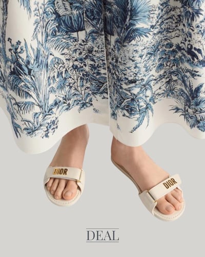 2025 تنورة ديور ديوريڤيرا بأشجار النخيل أبيض أزرق