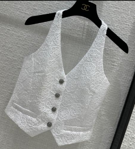 2024 توب شانيل براق بلا أكمام أبيض