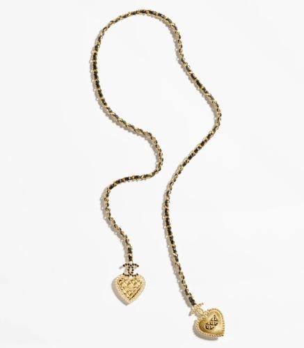 2024 قلادة شانيل طويلة مفتوحة ذهبي قلبين