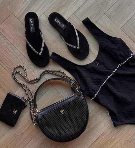 2025 مايوه شانيل شاطئ كوكو بيتش بطبعات لوقو شعار