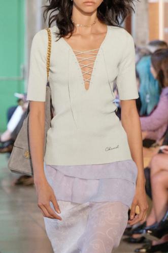 2025 قميص شانيل كروز