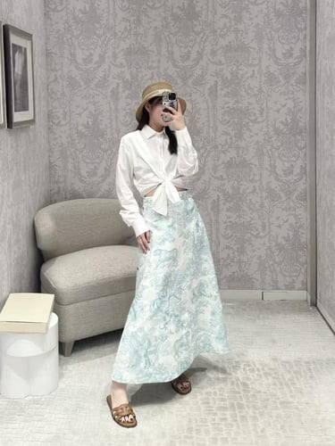 تنورة ديوريفيرا بأزرار جانبية