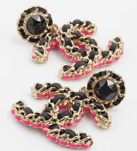 2024 اقراط شانيل بدلاية جلد عجل اسود بشعار سي سي ذ...