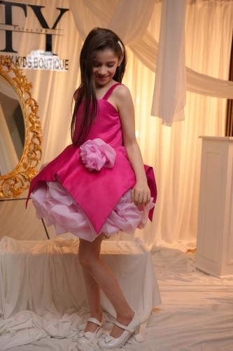 فستان فخم تصميم خاص