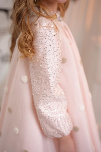 فستان فخم بفيونكه