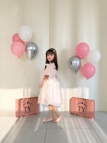 فستان الفيونكات اورقنزا وردي + شنطة وطوق