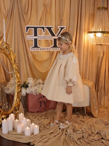 فستان مواليد انيق ب لون مميز