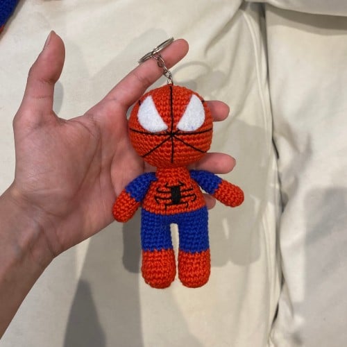 ميدالية كروشية سبايدرمان